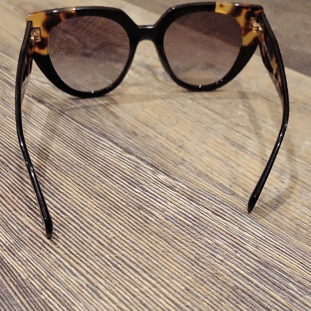 Prada Black and Tortoise Sunglasses - Picture 5 of 14